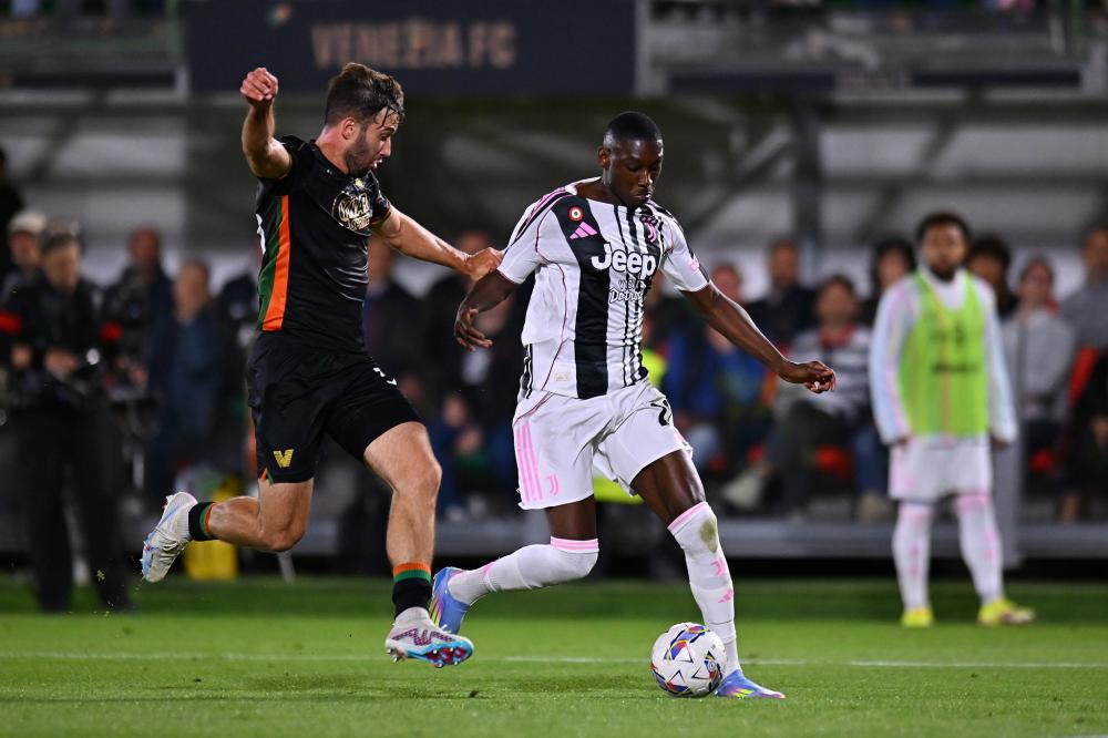 记者：亚特兰大已经接触莫塔，后者也优先考虑重返意甲