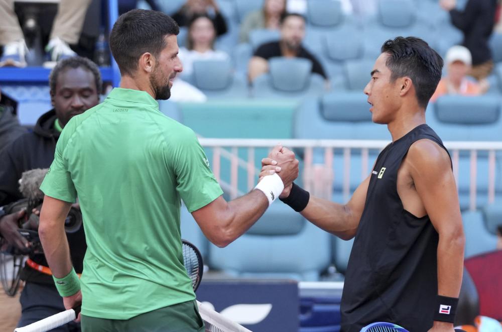 官方：桑德兰和主帅雷吉斯-勒布里斯续约至2028年